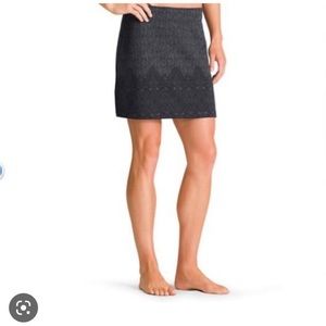 Athleta fleece lined tech skirt xs